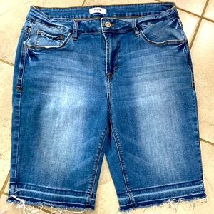 Jean thigh long shorts